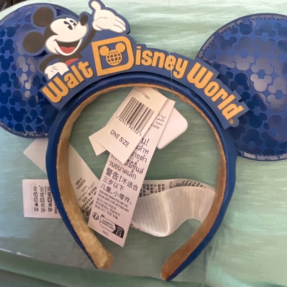 WALT  DISNEY WORLD   2022  MICKEY EARS  NWT
